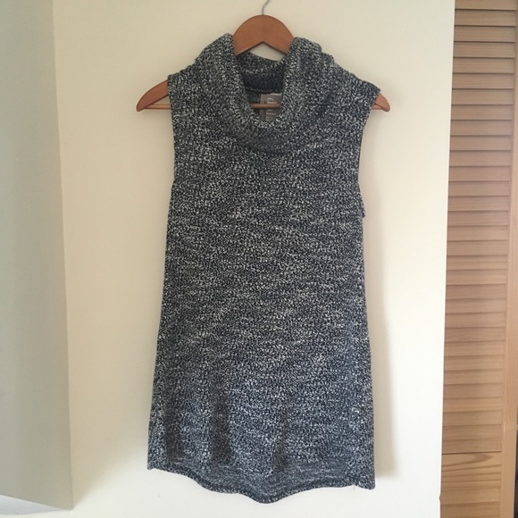 Anthropologie Tops - Anthropologie knit tunic top from Dolan Medium
